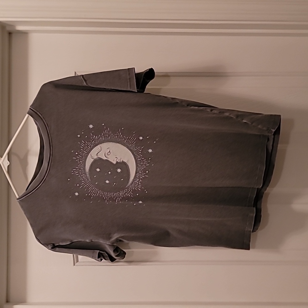 Grey moon Tshirt